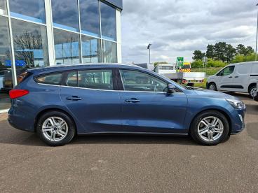 SPOTICAR Ford Focus 1.0t Ecoboost Zetec Euro 6 (s/s) 5dr Used Car - Estate Petrol Blue - Boston - 1200589920_2