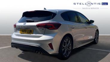 SPOTICAR Ford Focus 1.0t Ecoboost Mhev St-line Dct Euro 6 (s/s) 5dr Used Car - Saloon Hybrid Silver - Walton On Thames - 1200598706_3