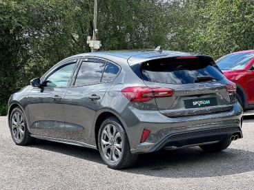 SPOTICAR Ford Focus 1.0t Ecoboost Mhev St-line Dct Euro 6 (s/s) 5dr Used Car - Saloon Hybrid Grey - Pontypridd - 1200599890_5