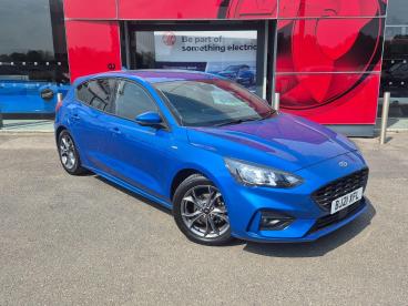 SPOTICAR Ford Focus 1.0t Ecoboost St-line Auto Euro 6 (s/s) 5dr Used Car - Saloon Petrol Blue - Boston - 1200600391_5