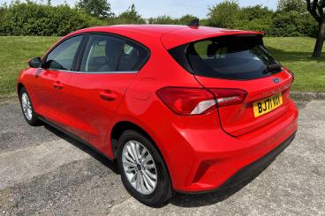 SPOTICAR Ford Focus 1.5 Ecoblue Titanium Euro 6 (s/s) 5dr Used Car - Saloon Diesel Red - Bridgend - 1200605464_3
