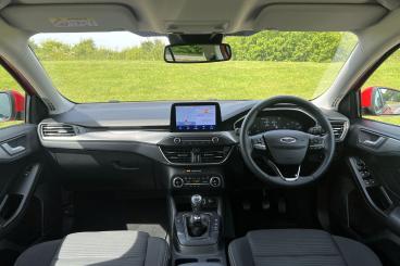 SPOTICAR Ford Focus 1.5 Ecoblue Titanium Euro 6 (s/s) 5dr Used Car - Saloon Diesel Red - Bridgend - 1200605464_4