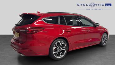 SPOTICAR Ford Focus 1.0t Ecoboost Mhev St-line X Dct Euro 6 (s/s) 5dr Used Car - Estate Hybrid Red - West London - 1200607895_3
