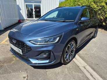 SPOTICAR Ford Focus 1.0t Ecoboost Mhev St-line X Dct Euro 6 (s/s) 5dr Used Car - Estate Hybrid Blue - Salisbury - 500615327_1