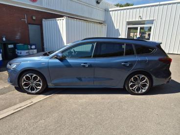 SPOTICAR Ford Focus 1.0t Ecoboost Mhev St-line X Dct Euro 6 (s/s) 5dr Used Car - Estate Hybrid Blue - Salisbury - 500615327_3
