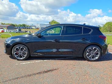 SPOTICAR Ford Focus 1.0t Ecoboost St-line X Euro 6 (s/s) 5dr Used Car - Saloon Petrol Black - Portadown - 1200620665_2