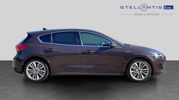 SPOTICAR Ford Focus 1.5t Ecoboost Vignale Euro 6 (s/s) 5dr Used Car - Saloon Petrol Purple - Hatfield - 1200624264_2