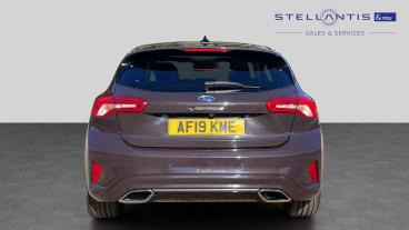 SPOTICAR Ford Focus 1.5t Ecoboost Vignale Euro 6 (s/s) 5dr Used Car - Saloon Petrol Purple - Hatfield - 1200624264_4