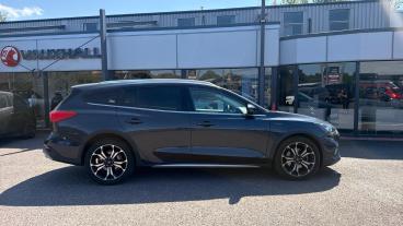 SPOTICAR Ford Focus 1.0t Ecoboost Active X Vignale Auto Euro 6 (s/s) 5 Used Car - Estate Petrol Blue - Redditch - 1200629566_5