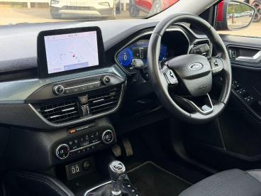 SPOTICAR Ford Focus 1.0t Ecoboost Mhev Active X Edition Euro 6 (s/s) 5 Used Car - Saloon Petrol Red - Billinghay - 1200640427_3