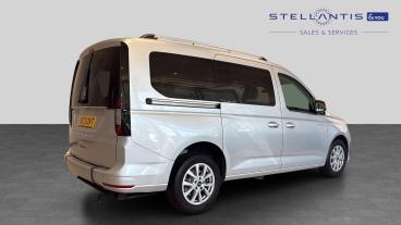 SPOTICAR Ford Tourneo Grand Tourneo Connect 1.5 Ecoboost Titanium Euro 6 (s/s) 5dr Used Car - Mpv Petrol Silver - West London - 1200623266_3