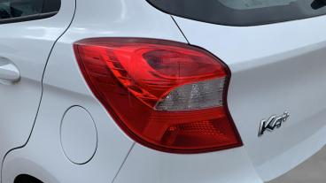 SPOTICAR Ford Ka 1.2 Ti-vct Zetec Euro 6 (s/s) 5dr Used Car - City Car Petrol White - Hatfield - 1200639633_5