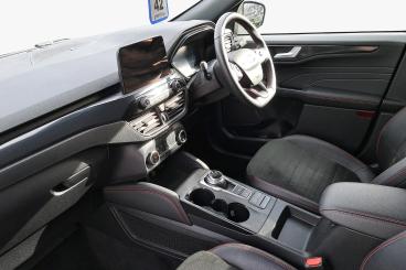 SPOTICAR Ford Kuga 2.5h Duratec St-line Edition Cvt Euro 6 (s/s) 5dr Used Car - Suv Hybrid White - Telford - 1200549702_2