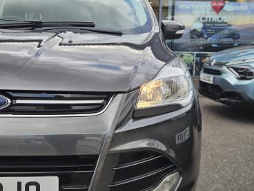 SPOTICAR Ford Kuga 2.0 Tdci Titanium Powershift Awd Euro 6 (s/s) 5dr Used Car - Suv Diesel Grey - Watford - 1200554651_3