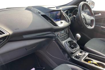 SPOTICAR Ford Kuga 2.0 Tdci Ecoblue St-line Edition Awd Euro 6 (s/s) Used Car - Suv Diesel Silver - Newark On Trent - 1200584302_2