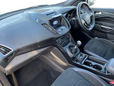 SPOTICAR Ford Kuga 1.5t Ecoboost St-line Euro 6 (s/s) 5dr Used Car - Suv Petrol Silver - Ashington - 1200590435_3