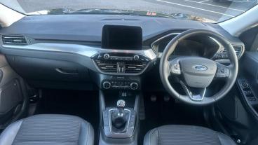 SPOTICAR Ford Kuga 1.5t Ecoboost Titanium Edition Euro 6 (s/s) 5dr Used Car - Suv Petrol Black - Chingford - 1200590930_4
