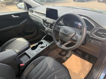 SPOTICAR Ford Kuga 2.5 Duratec 14.4kwh Vignale Cvt Euro 6 (s/s) 5dr Used Car - Suv Plug-in Hybrid Blue - Boston - 1200596631_3