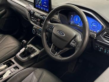 SPOTICAR Ford Kuga 1.5t Ecoboost Vignale Euro 6 (s/s) 5dr Used Car - Suv Petrol Blue - Swansea - 1200606466_3