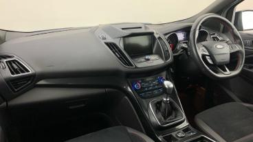 SPOTICAR Ford Kuga 1.5 Tdci St-line Euro 6 (s/s) 5dr Used Car - Suv Diesel Black - Birmingham - 1200612119_2