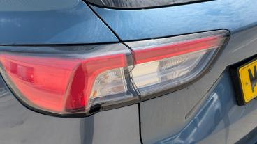 SPOTICAR Ford Kuga 1.5 Ecoblue Titanium Euro 6 (s/s) 5dr Used Car - Suv Diesel Blue - Liverpool - 1200612749_5