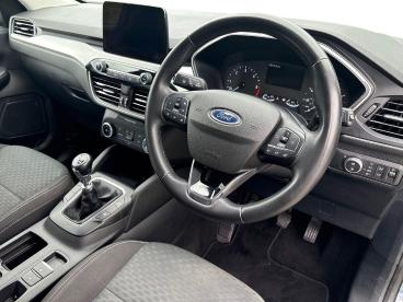 SPOTICAR Ford Kuga 1.5 Ecoblue Zetec Euro 6 (s/s) 5dr Used Car - Suv Diesel Blue - Cirencester - 1200621470_3