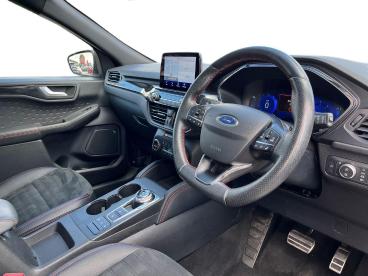 SPOTICAR Ford Kuga 1.5 Ecoblue St-line X Edition Auto Euro 6 (s/s) 5d Used Car - Suv Diesel White - Burton-on-trent - 1200632438_5