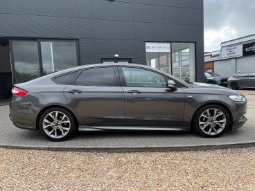 SPOTICAR Ford Mondeo 2.0 Tdci St-line Euro 6 (s/s) 5dr Used Car - Saloon Diesel Grey - Ryde - 1200605579_3