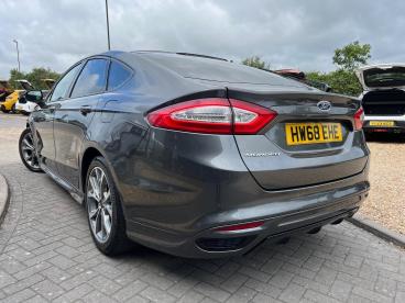 SPOTICAR Ford Mondeo 2.0 Tdci St-line Euro 6 (s/s) 5dr Used Car - Saloon Diesel Grey - Ryde - 1200605579_4
