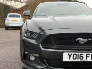 SPOTICAR Ford Mustang 5.0 V8 Gt Fastback Selshift Euro 6 2dr Used Car - Coupe Petrol Green - Leicester - 1200566210_5