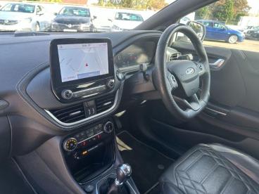 SPOTICAR Ford Puma 1.0t Ecoboost Mhev St-line Vignale Euro 6 (s/s) 5d Used Car - Suv Hybrid White - Billinghay - 1200543756_5