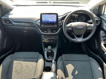 SPOTICAR Ford Puma 1.0t Ecoboost Mhev Titanium Euro 6 (s/s) 5dr Used Car - Suv Petrol White - Tonbridge - 1200623418_3