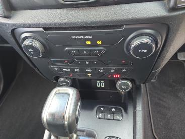 SPOTICAR Ford Ranger 2.0 Ecoblue Wildtrak Auto 4wd Euro 6 (s/s) 4dr Used Car - Commercial Vehicle Diesel White - Workington - 1200576815_5