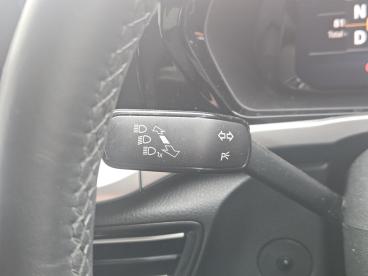 SPOTICAR Ford Tourneo Connect 2.0 Ecoblue Titanium Dct Euro 6 (s/s) 5dr Used Car - Mpv Diesel Blue - Watford - 1200637640_5