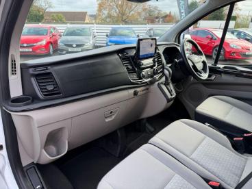 SPOTICAR Ford Tourneo Custom 2.0 320 Ecoblue Zetec Auto L2 Euro 6 (s/s) 5dr Used Car - Commercial Vehicle Diesel White - Billinghay - 1200550591_3