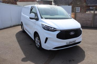 SPOTICAR Ford Transit Custom 2.0 300 Ecoblue Limited L1 H1 Euro 6 (s/s) 5dr Used Car - Commercial Vehicle Diesel White - Wellingborough - 1200619238_1