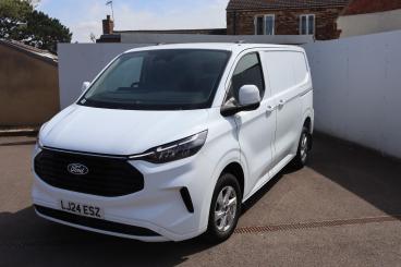 SPOTICAR Ford Transit Custom 2.0 300 Ecoblue Limited L1 H1 Euro 6 (s/s) 5dr Used Car - Commercial Vehicle Diesel White - Wellingborough - 1200619238_3