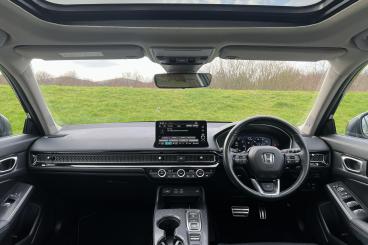 SPOTICAR Honda Civic 2.0 H I-mmd Advance Ecvt Euro 6 (s/s) 5dr Used Car - Saloon Hybrid Black - Bridgend - 1200582871_4