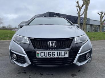 SPOTICAR Honda Civic 1.8 I-vtec Se Plus (navi) Euro 6 (s/s) 5dr Used Car - Saloon Petrol Silver - Swansea - 1200583133_2