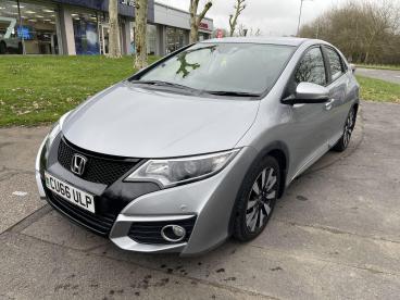 SPOTICAR Honda Civic 1.8 I-vtec Se Plus (navi) Euro 6 (s/s) 5dr Used Car - Saloon Petrol Silver - Swansea - 1200583133_3