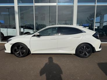SPOTICAR Honda Civic 1.0 Vtec Turbo Sr Euro 6 (s/s) 5dr Used Car - Saloon Petrol White - Boston - 1200586180_2