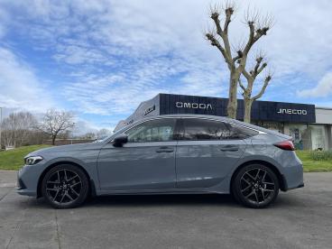 SPOTICAR Honda Civic 2.0 H I-mmd Advance Ecvt Euro 6 (s/s) 5dr Used Car - Saloon Hybrid Grey - Swansea - 1200589637_5