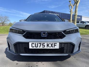 SPOTICAR Honda Civic 2.0 H I-mmd Advance Ecvt Euro 6 (s/s) 5dr Used Car - Saloon Hybrid Grey - Swansea - 1200593347_2