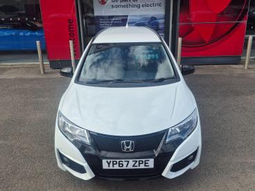 SPOTICAR Honda Civic 1.8 I-vtec Sport Tourer Auto Euro 6 5dr (navi) Used Car - Estate Petrol White - Boston - 1200597566_2