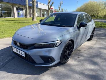 SPOTICAR Honda Civic 2.0 H I-mmd Sport Ecvt Euro 6 (s/s) 5dr Used Car - Saloon Hybrid Grey - Swansea - 1200597815_3