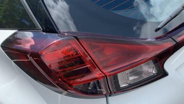 SPOTICAR Honda Civic 1.8 I-vtec Se Plus Tourer Auto Euro 6 5dr Used Car - Estate Petrol White - Walton On Thames - 1200608686_5