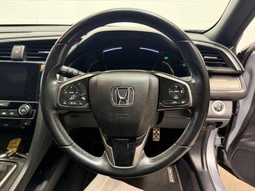 SPOTICAR Honda Civic 1.0 Vtec Turbo Ex Euro 6 (s/s) 5dr Used Car - Saloon Petrol Silver - Carlisle - 1200618904_3