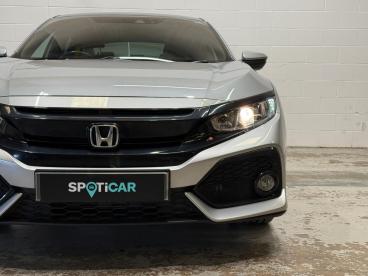 SPOTICAR Honda Civic 1.0 Vtec Turbo Ex Euro 6 (s/s) 5dr Used Car - Saloon Petrol Silver - Carlisle - 1200618904_5