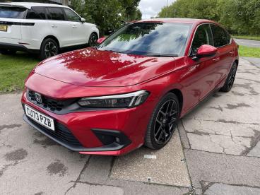 SPOTICAR Honda Civic 2.0 H I-mmd Advance Ecvt Euro 6 (s/s) 5dr Used Car - Saloon Hybrid Red - Swansea - 1200636466_3