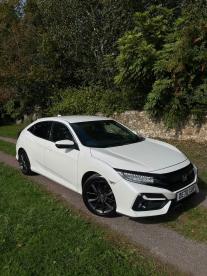 SPOTICAR Honda Civic 1.0 Vtec Turbo Sr Euro 6 (s/s) 5dr Used Car - Saloon Petrol White - Abergavenny - 1200637768_1